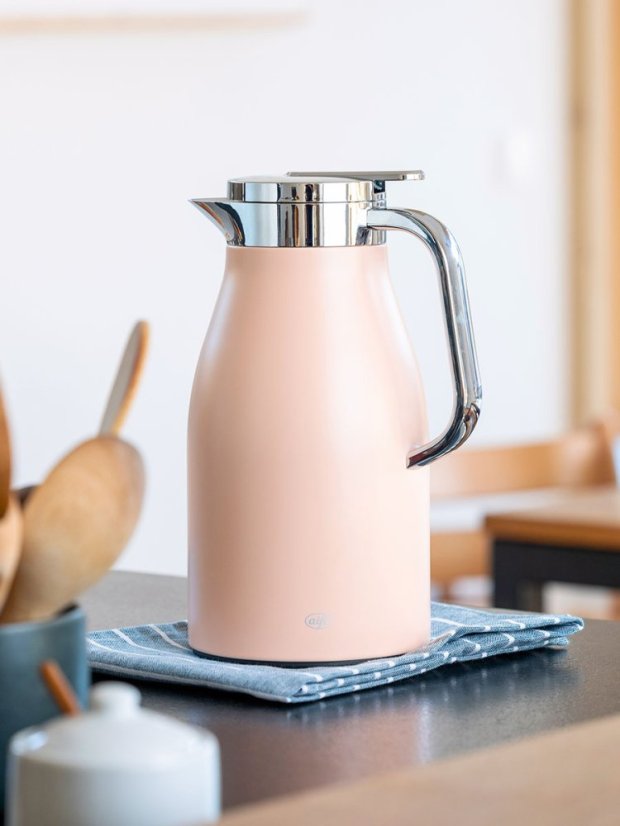 Termokonvice SKYLINE pastel apricot 1l